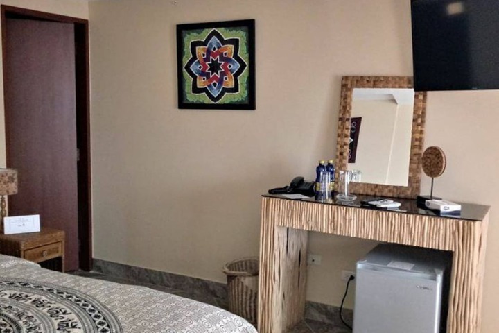 Room 12 of 49