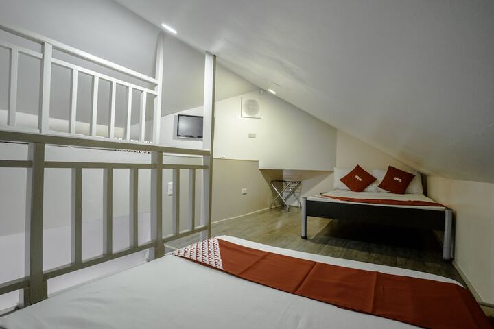 Room 12 of 44