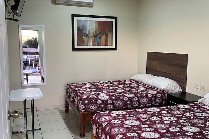 Room 10 of 72