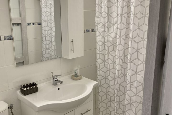 Room 10 of 41