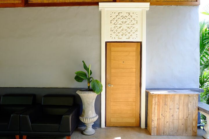 Room 27 of 79