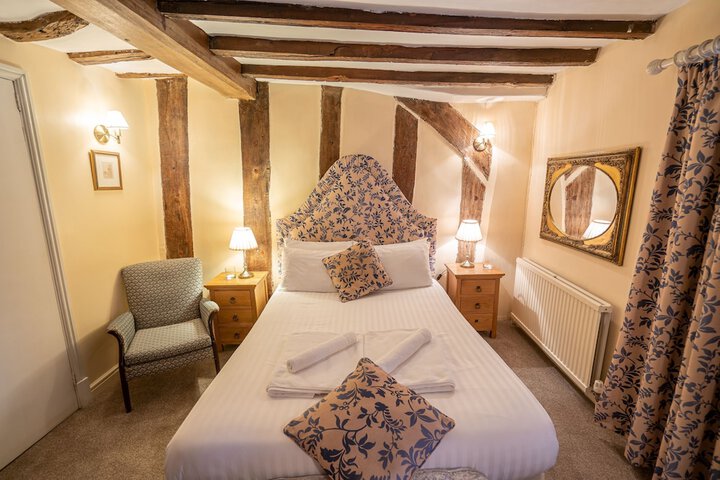 Room 3 of 46
