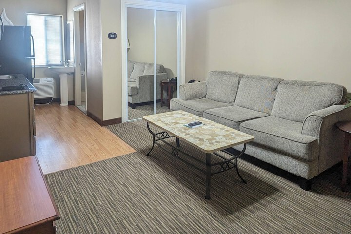 Room 29 of 50