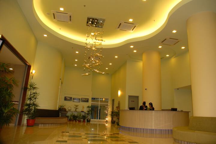 Guest Lobby