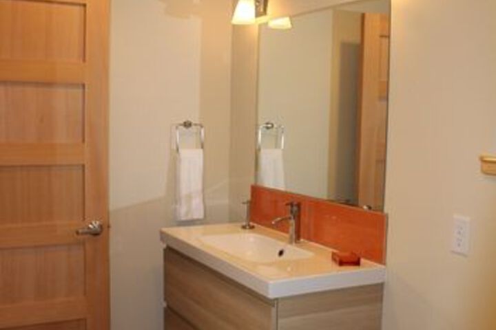 Room 5 of 26