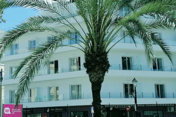 Hotel 53 of 55