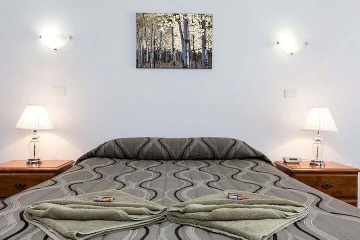 Room 15 of 34