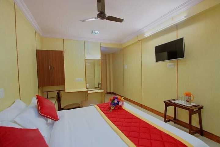 Room 18 of 29