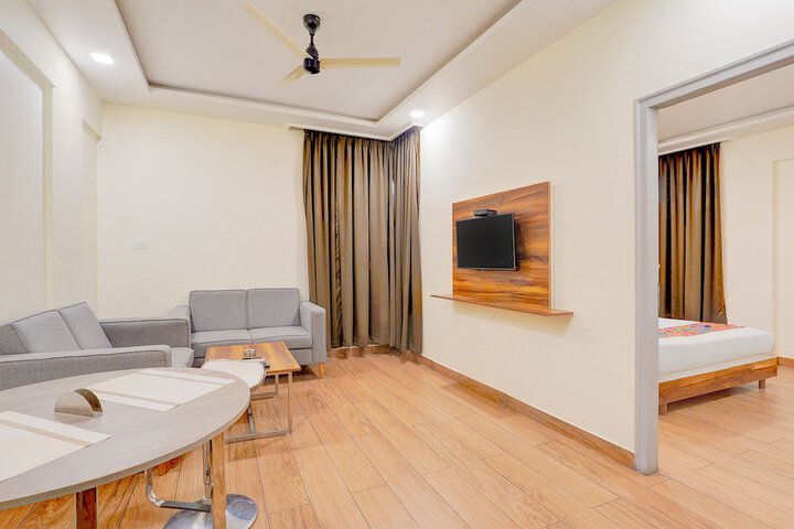 Room 21 of 28