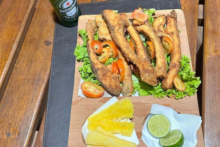 Dining 19 of 25