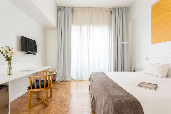 Room 35 of 181