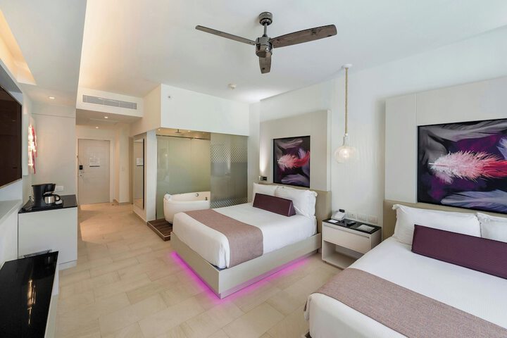 Room 27 of 147