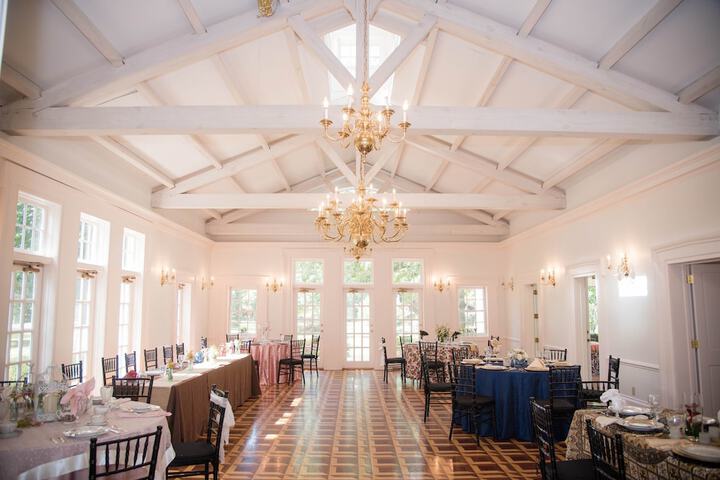 Ballroom/Hall 75 of 80