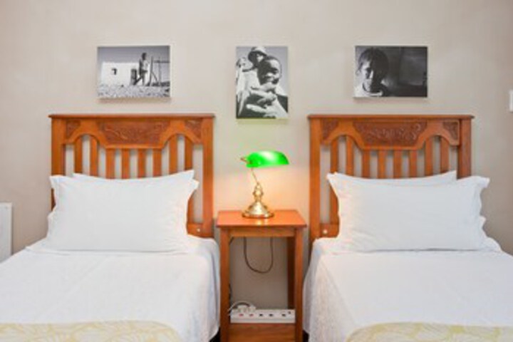 Room 40 of 150