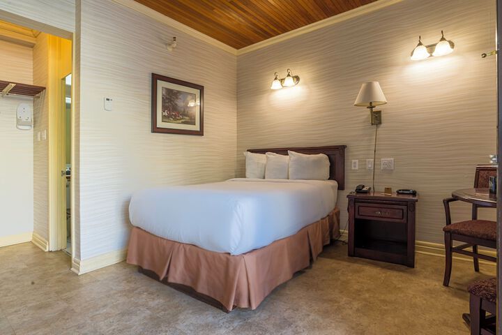Room 15 of 64