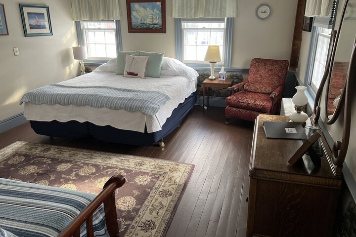Room 34 of 70