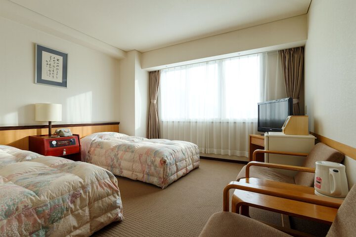 Room 16 of 47