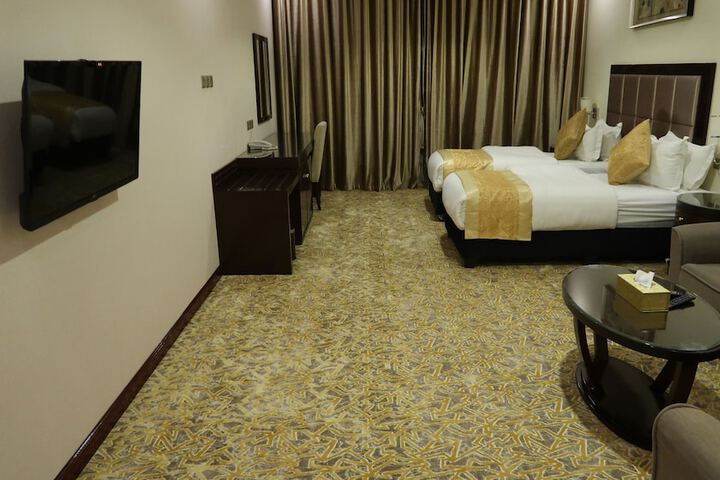 Room 14 of 61