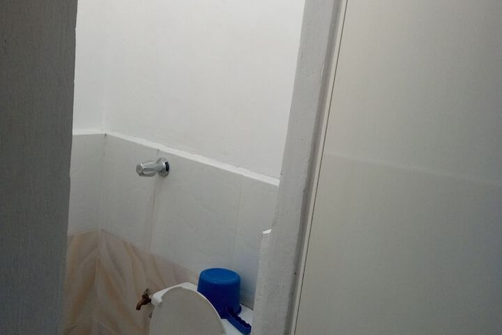 Room 20 of 33