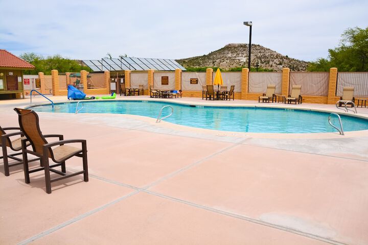 Pool 63 of 87