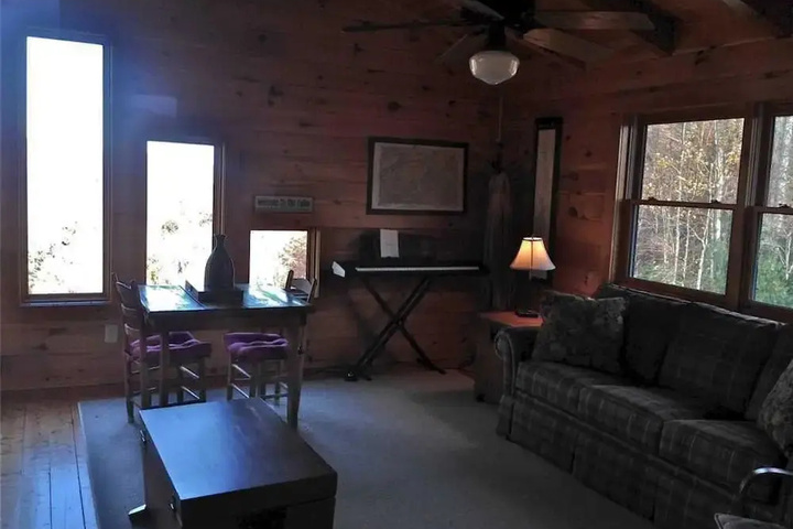 Room 3 of 21
