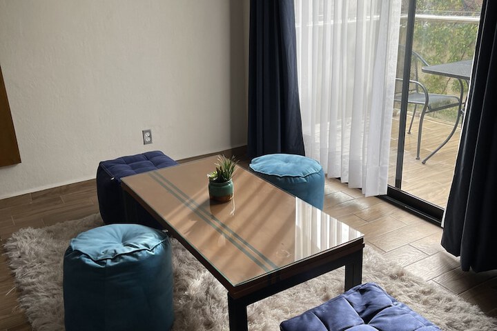 Room 9 of 41