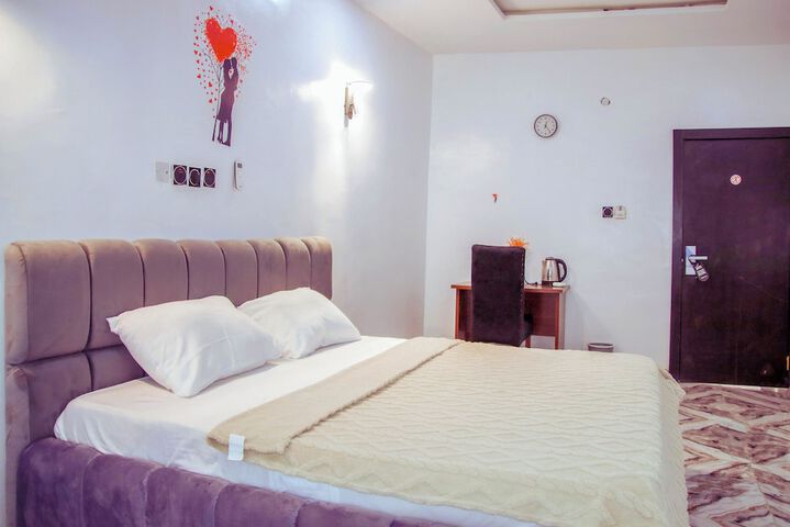 Room 10 of 58