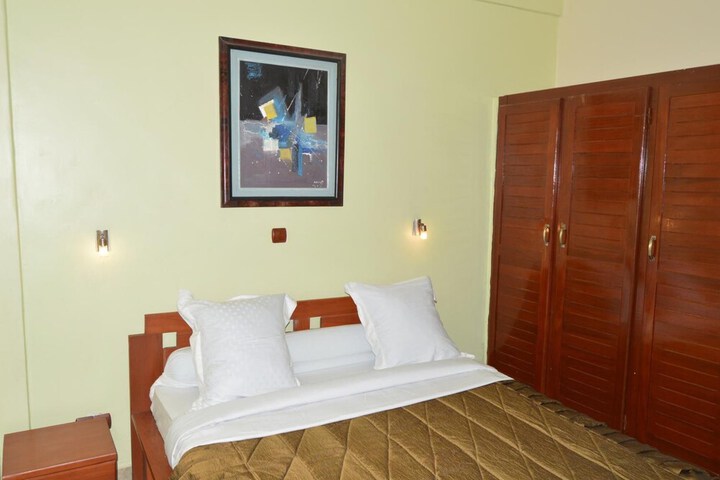 Room 35 of 52