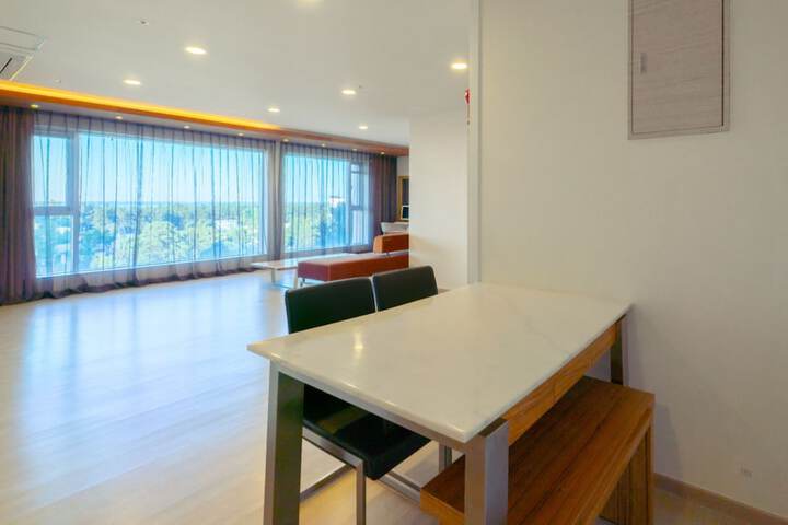 Room 18 of 45