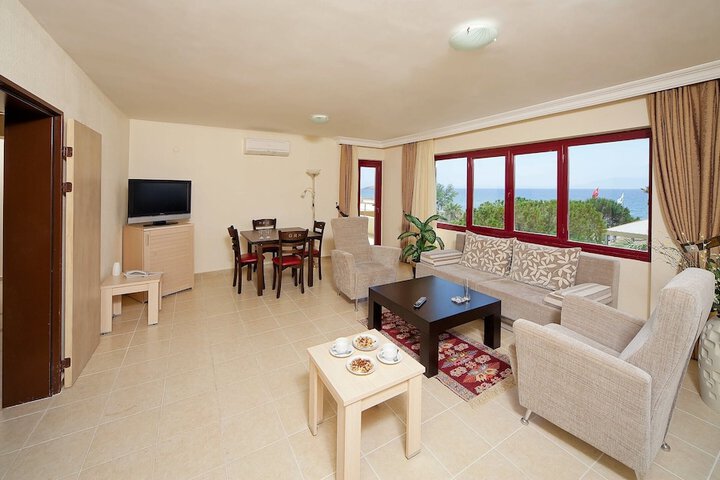 Room 4 of 53