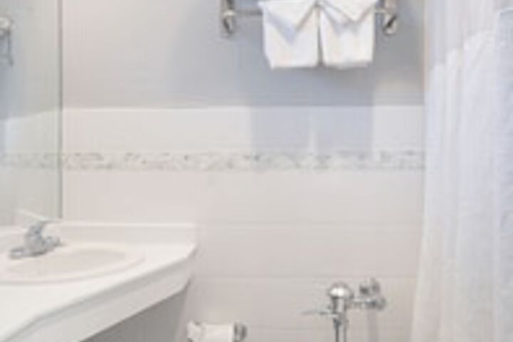 Room 460 of 549