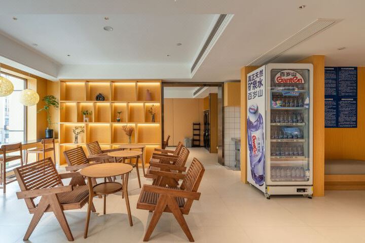 Chengdu Xinghe Hotel (Honggao Road Metro Xihua University Branch)