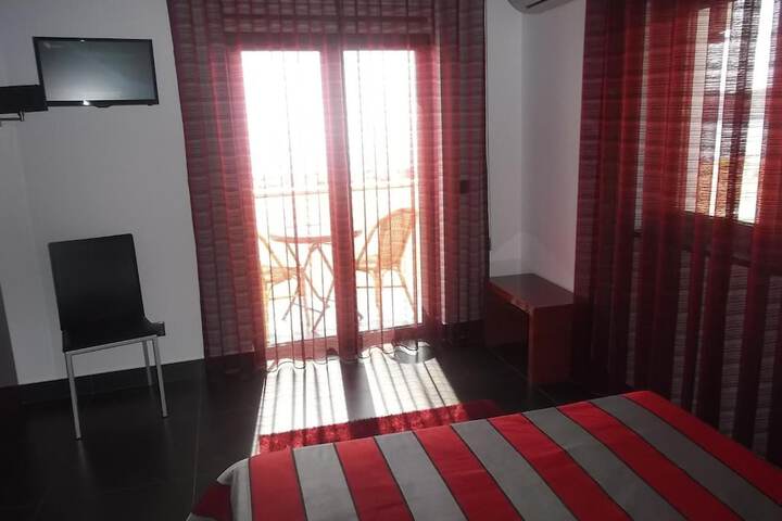 Room 18 of 49