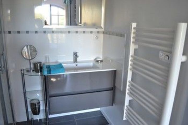 Room 5 of 45