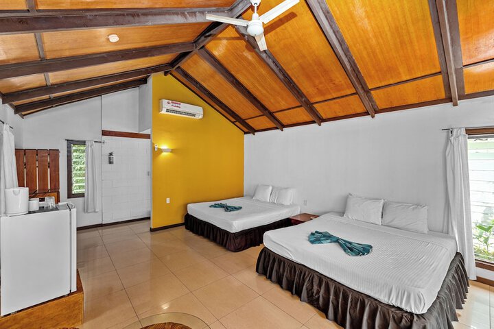 Room 13 of 71