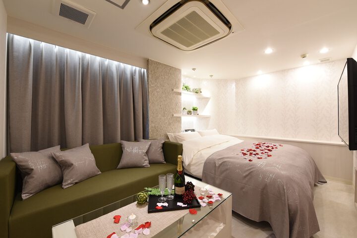 Room 14 of 34