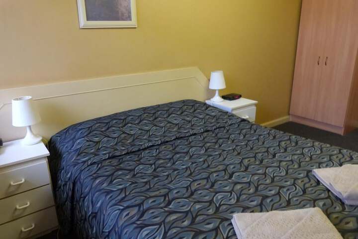 Room 19 of 35