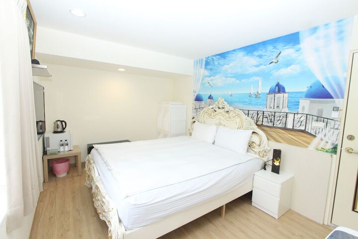 Room 126 of 246