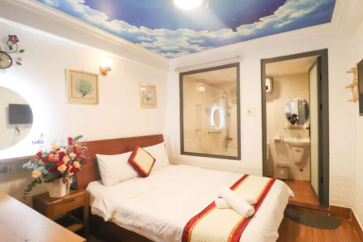 Room 3 of 15