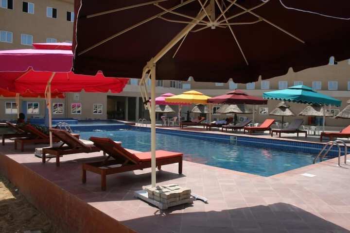 Pool 18 of 27