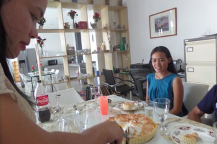 Dining 18 of 25