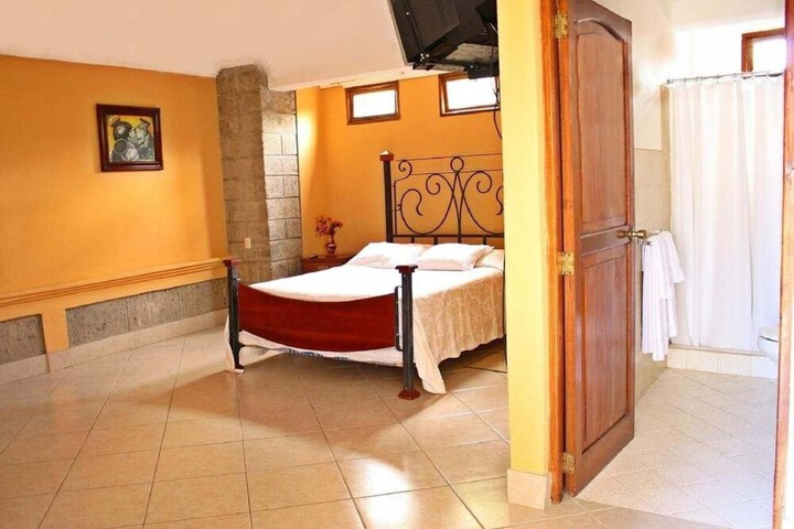 Room 4 of 45
