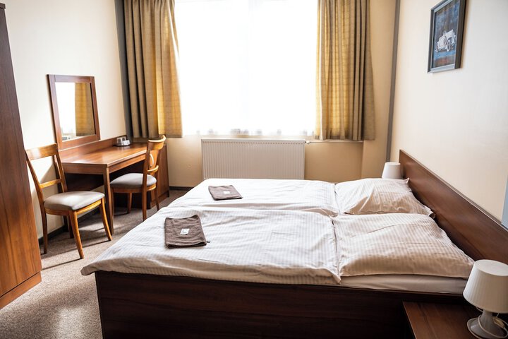 Room 14 of 44