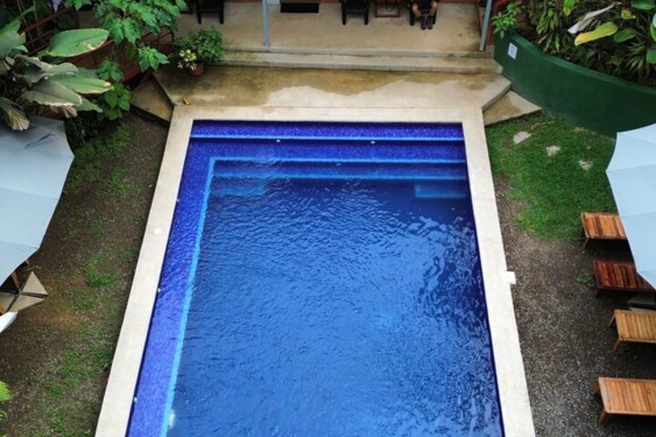 Pool 89 of 107