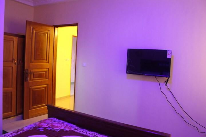 Room 10 of 21