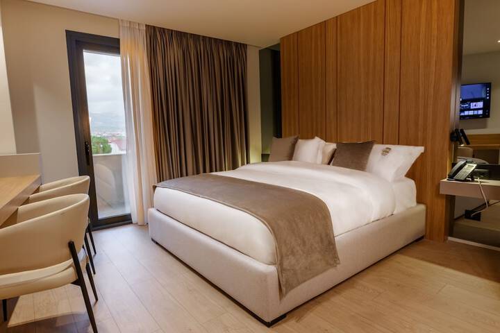 Room 40 of 73