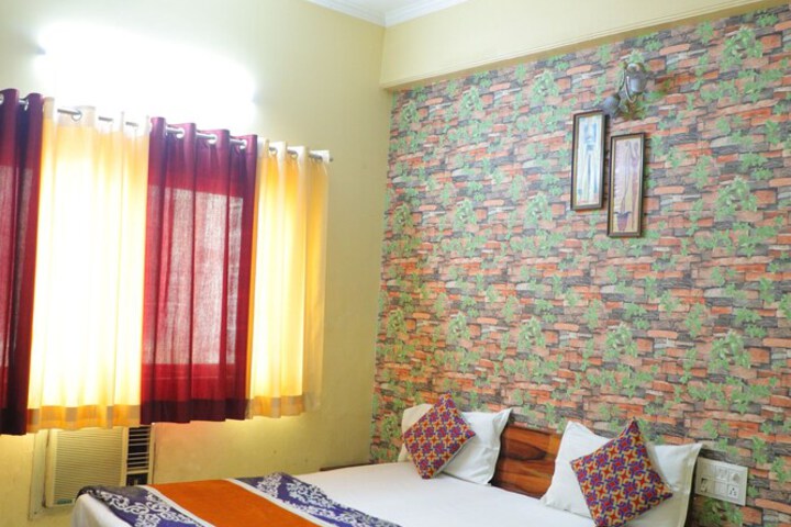 Room 12 of 45