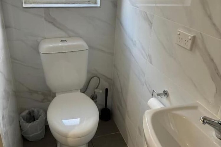 Room 79 of 109
