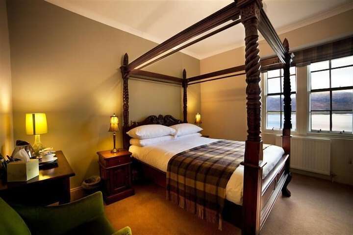 Room 5 of 25