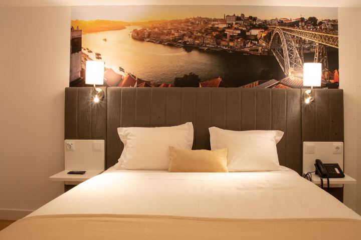Room 8 of 29